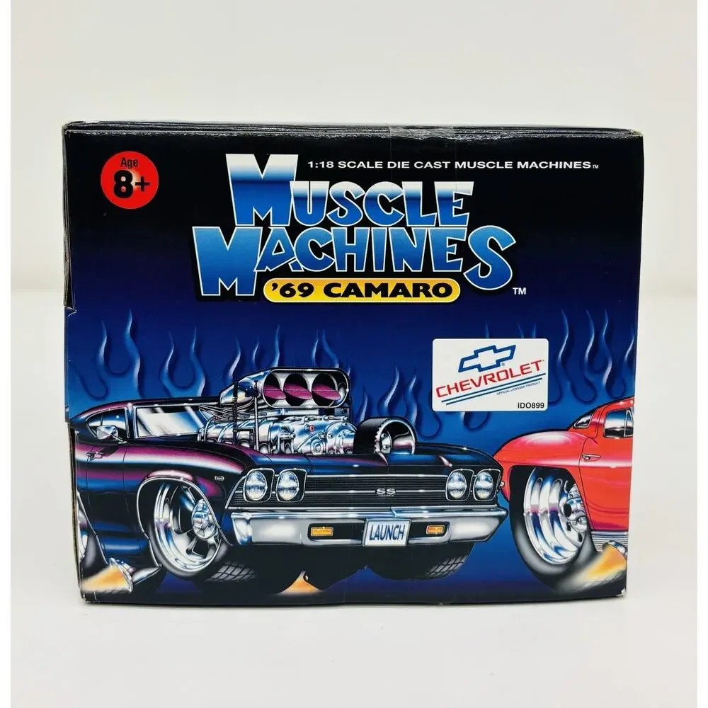 Muscle Machines 1:18 '69 Camaro Stars & Stripes American Flag 71165 New Sealed